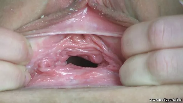 黑饲养者的荡妇的阴部了免费的色情视频激情打手枪